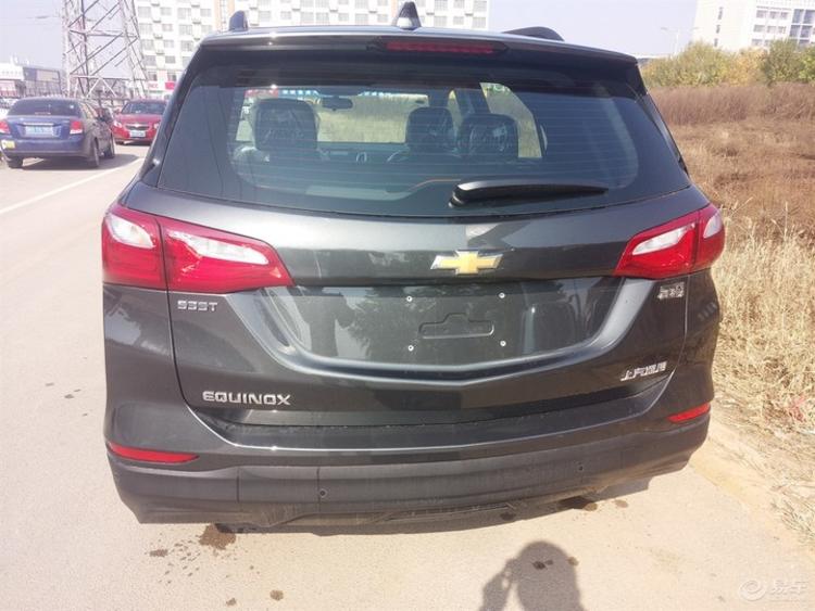 万圣节的蝙蝠侠-雪佛兰灰色探界者