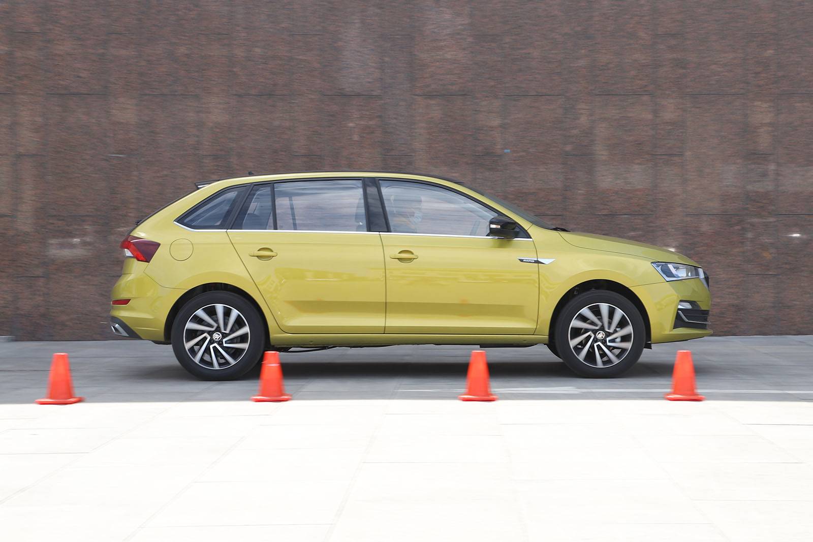 试驾2020款斯柯达昕动1.5l