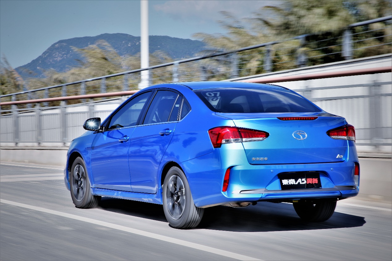 【有车以后 有车试驾】试驾东南a5翼舞,刷新对低价位车的认知