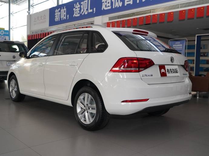 869起万并新增国六车型上汽大众桑塔纳新车上市