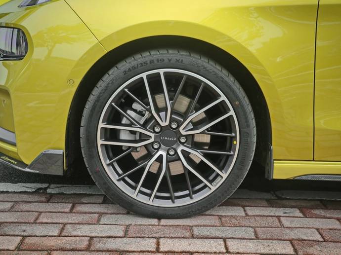 国产潮牌高性能来袭领克03到店实拍