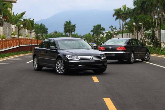 由于前两年一部热门电视剧,"大帕萨特"——辉腾火了起来,大家都知道了