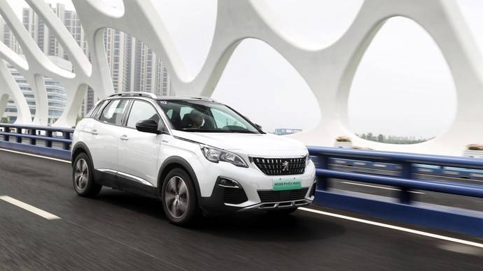 有车试驾东风标致4008phev法式插电混动也不错