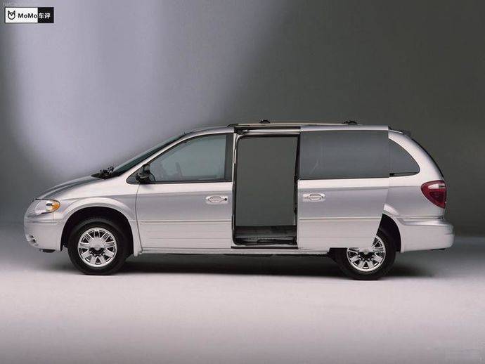 大捷龙你一定听说过克莱斯勒不可多得的好车连大众都用它贴牌