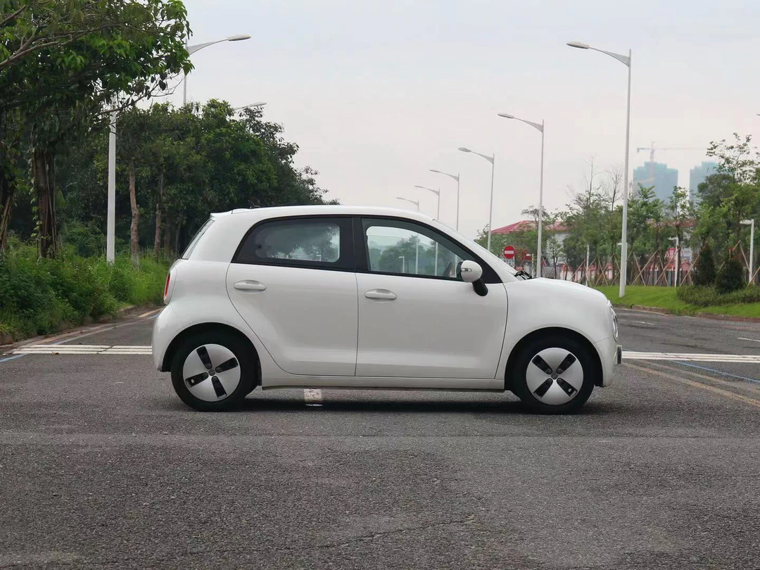 女孩子应该买什么车 这些车型值得关注 有车以后