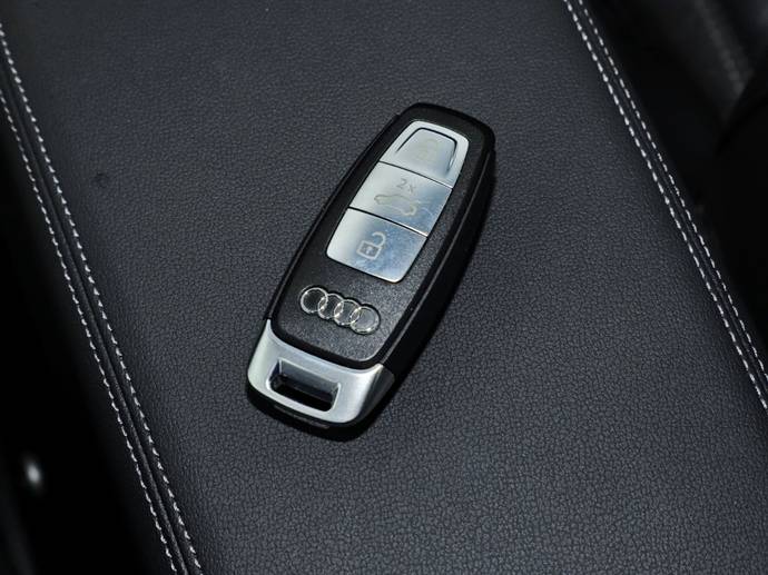 不只是一台换壳高尔夫全新奥迪a3到店实拍