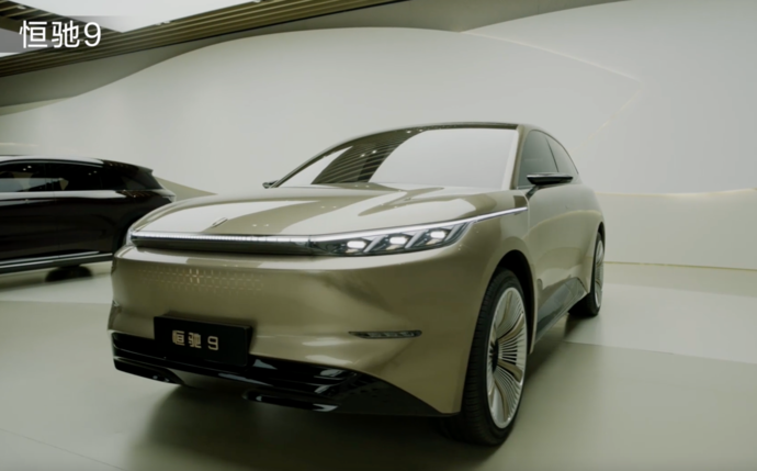 上海车展凑个朋友圈九宫格恒驰9款车一次性全部亮相