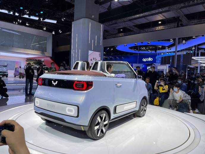 宏光miniev cabrio实车首秀-有车以后