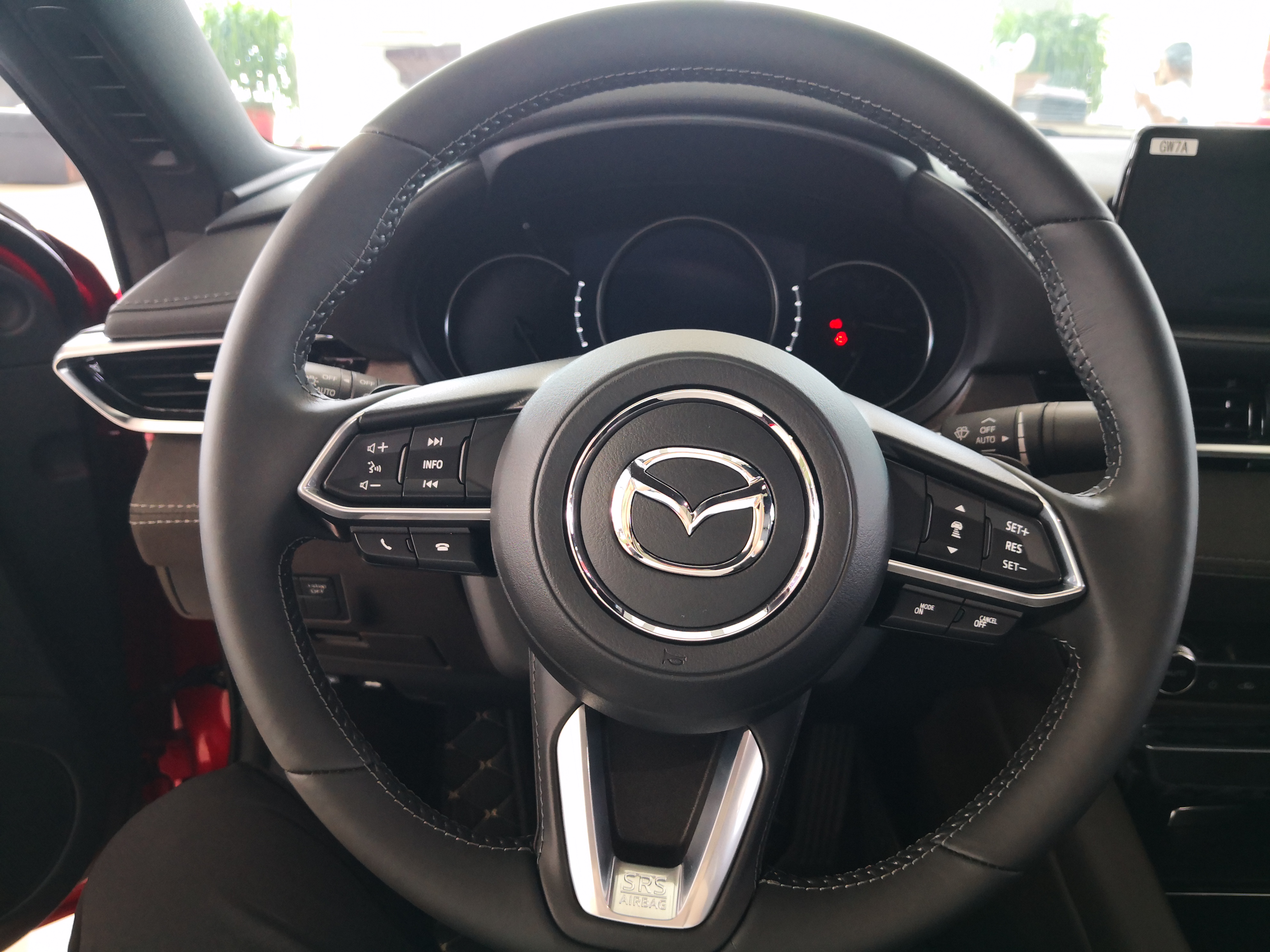 多功能方向盘实实在在,确实很不错的!