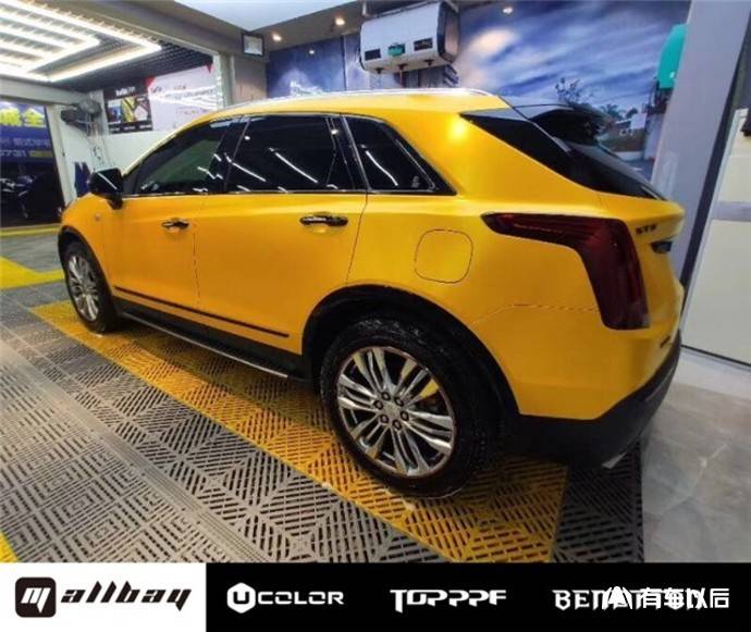 改色电光黄凯迪拉克xt5领略低调的优雅与奢华