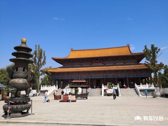 汶上宝相寺拜佛牙舍利